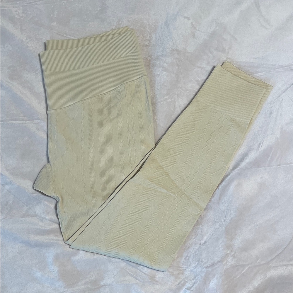 JoyLab Cream Cable Knit Leggings